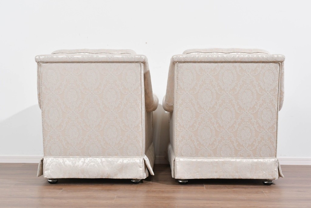 中古　超美品　特注品　国産職人手作り　某上場企業会長邸放出品　上品なダマスク織生地が華やかなドレクセル風の一人掛けソファ2脚　製作費(1脚)約50万円　(R-085796)