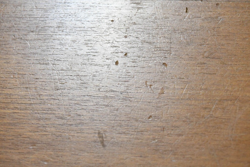 和製ヴィンテージ　温かな色味のチーク材を使った引き出し付きのシンプルなワークデスク　(R-085799)