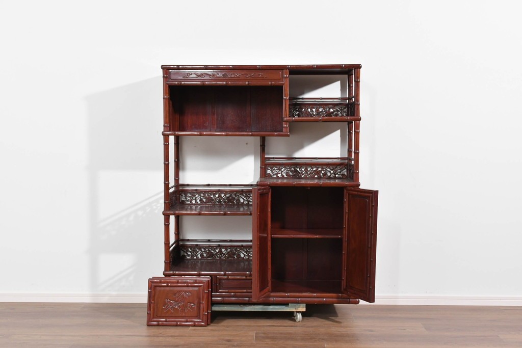 和製ヴィンテージ　上手物!!　花梨(カリン)材　繊細な彫刻が美しい茶棚　(R-085800)