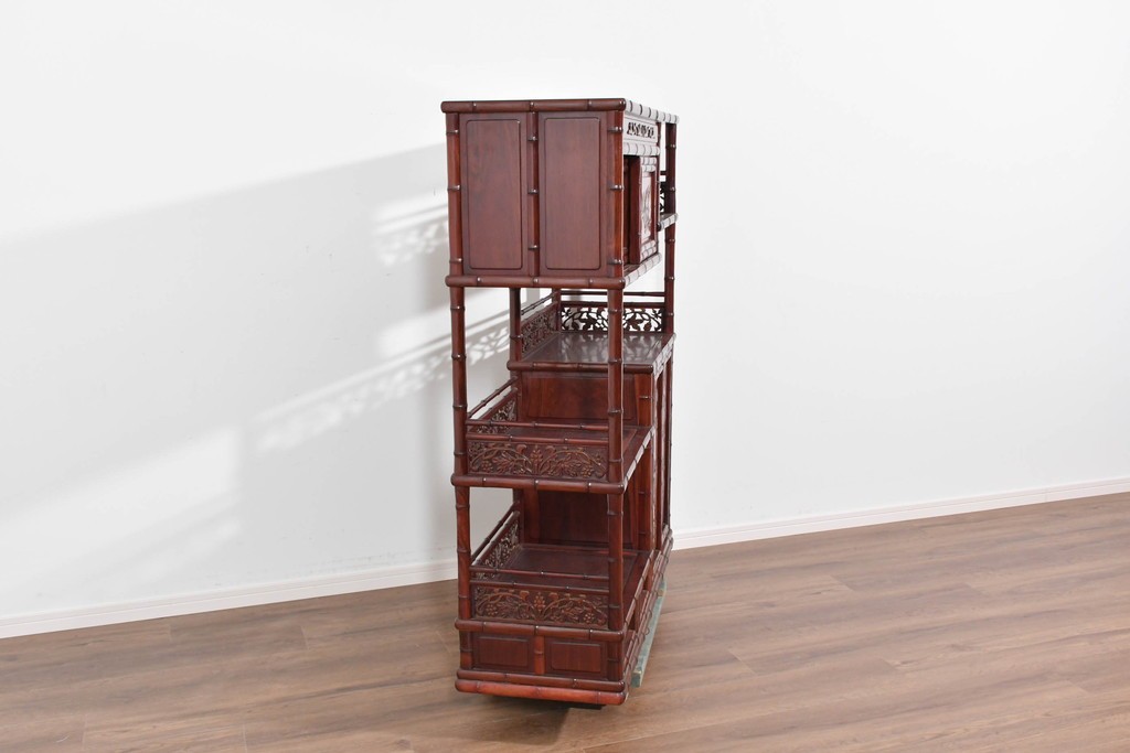 和製ヴィンテージ　上手物!!　花梨(カリン)材　繊細な彫刻が美しい茶棚　(R-085800)