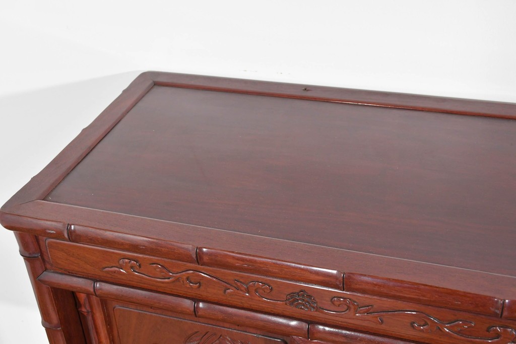 和製ヴィンテージ　上手物!!　花梨(カリン)材　繊細な彫刻が美しい茶棚　(R-085800)