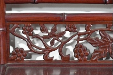 和製ヴィンテージ　上手物!!　花梨(カリン)材　繊細な彫刻が美しい茶棚　(R-085800)