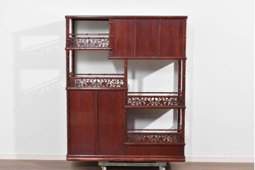 和製ヴィンテージ　上手物!!　花梨(カリン)材　繊細な彫刻が美しい茶棚　(R-085800)