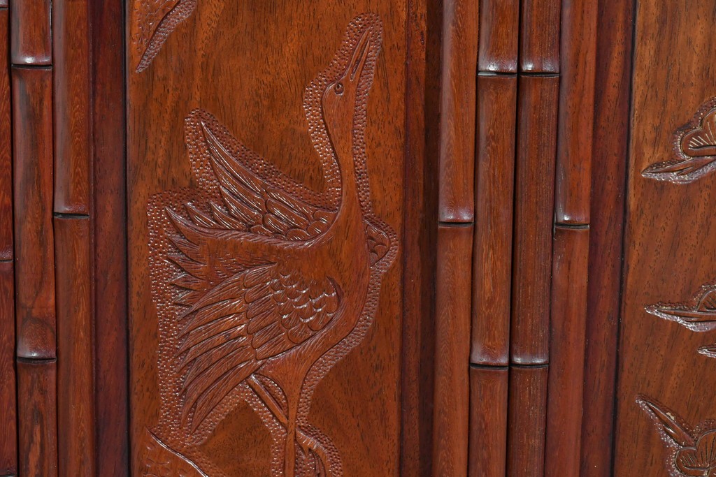 和製ヴィンテージ　上手物!!　花梨(カリン)材　繊細な彫刻が美しい茶棚　(R-085800)