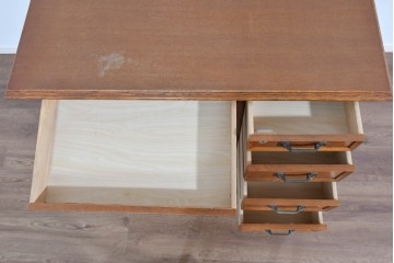 和製ヴィンテージ　オーク材　木肌が美しく上品な片袖机　(R-085801)