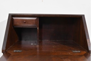 中古　松本民芸家具　A型座ビューロー　重厚な意匠のライティングビューロー　定価約30万円　(R-085802)