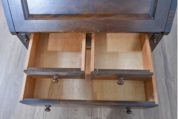 中古　松本民芸家具　A型座ビューロー　重厚な意匠のライティングビューロー　定価約30万円　(R-085802)