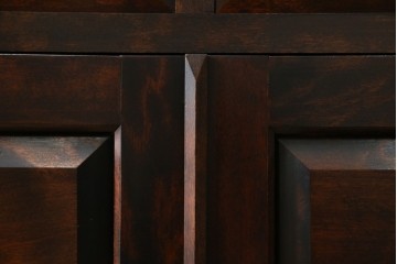 中古　美品　松本民芸家具　格子戸の意匠が上品なA型食器棚　定価約66万円　(R-085808)