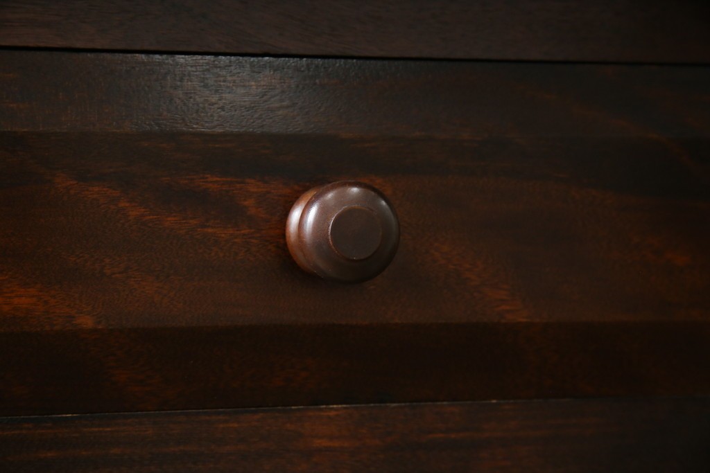 中古　美品　松本民芸家具　格子戸の意匠が上品なA型食器棚　定価約66万円　(R-085808)