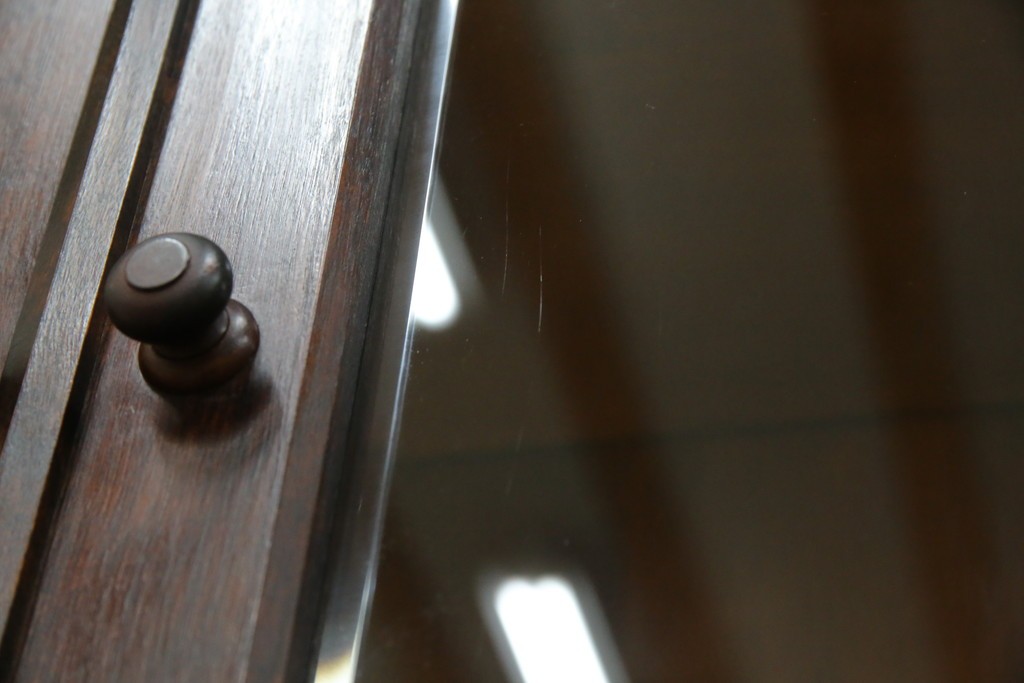 中古　美品　松本民芸家具　格子戸の意匠が上品なA型食器棚　定価約66万円　(R-085808)