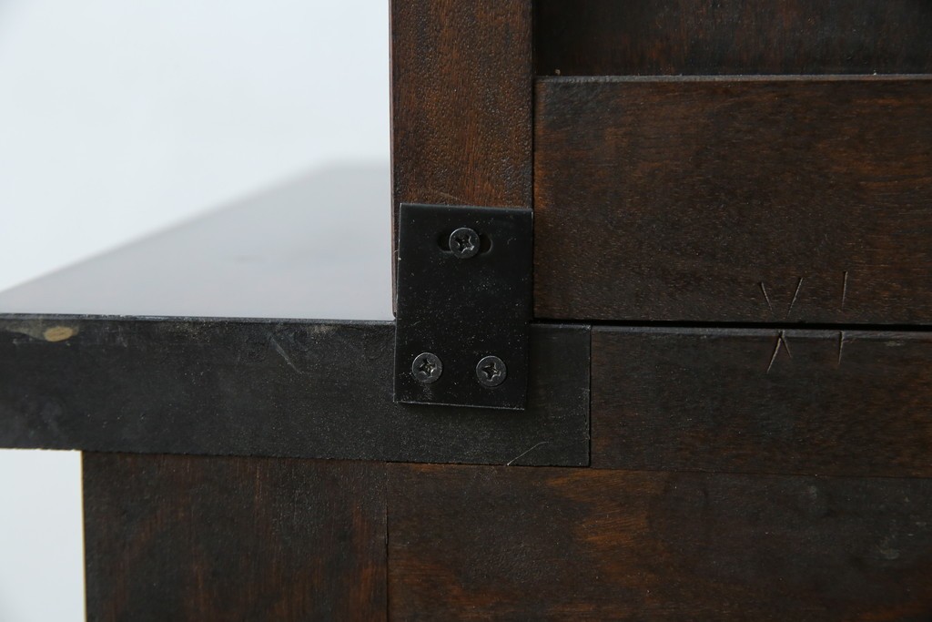 中古　美品　松本民芸家具　格子戸の意匠が上品なA型食器棚　定価約66万円　(R-085808)