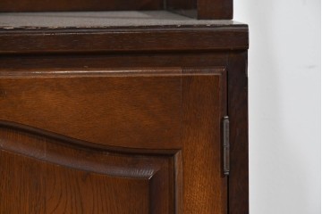 中古　美品　飛騨産業　キツツキ　挽物柱がアクセントの縦型キャビネット　(R-085809)