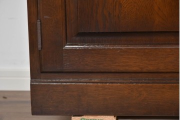 中古　美品　飛騨産業　キツツキ　挽物柱がアクセントの縦型キャビネット　(R-085809)