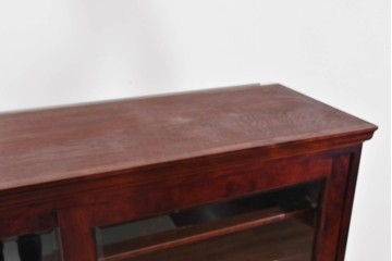 中古　美品　国産民芸家具　カバ材の木味を楽しめる二段重ね水屋箪笥食器棚　(R-085811)