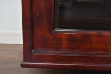 中古　美品　国産民芸家具　カバ材の木味を楽しめる水屋箪笥キャビネット　(R-085812)