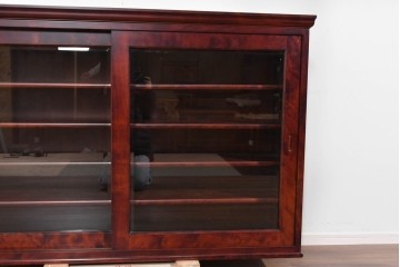 中古　美品　国産民芸家具　カバ材の木味を楽しめる水屋箪笥キャビネット　(R-085812)