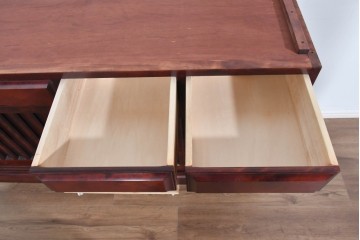 《天板取り付け加工費込み》　中古　美品　国産民芸家具　カバ材の木味を楽しめる水屋箪笥サイドボード　(R-085813)