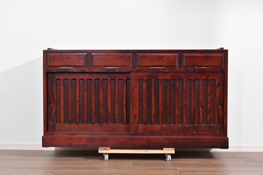 《天板取り付け加工費込み》　中古　美品　国産民芸家具　カバ材の木味を楽しめる水屋箪笥サイドボード　(R-085813)