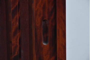 《天板取り付け加工費込み》　中古　美品　国産民芸家具　カバ材の木味を楽しめる水屋箪笥サイドボード　(R-085813)