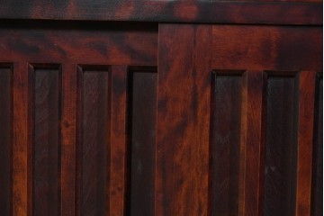 《天板取り付け加工費込み》　中古　美品　国産民芸家具　カバ材の木味を楽しめる水屋箪笥サイドボード　(R-085813)