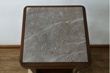 イギリスヴィンテージ　上手物!!　マホガニー材　石天板が特徴的な作りの良い花台　(R-085814)