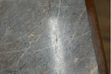 イギリスヴィンテージ　上手物!!　マホガニー材　石天板が特徴的な作りの良い花台　(R-085814)