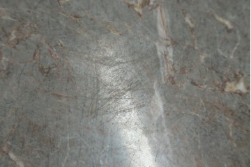 イギリスヴィンテージ　上手物!!　マホガニー材　石天板が特徴的な作りの良い花台　(R-085814)