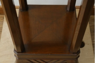 イギリスヴィンテージ　上手物!!　マホガニー材　石天板が特徴的な作りの良い花台　(R-085814)