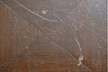 イギリスヴィンテージ　上手物!!　マホガニー材　石天板が特徴的な作りの良い花台　(R-085814)