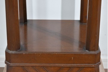 イギリスヴィンテージ　上手物!!　マホガニー材　石天板が特徴的な作りの良い花台　(R-085814)