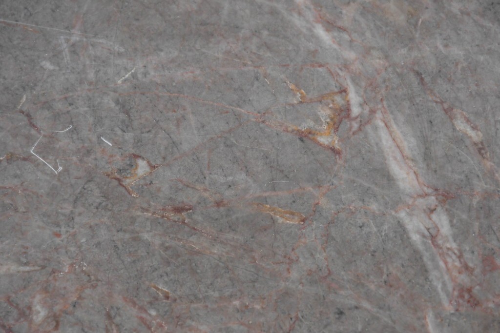 イギリスヴィンテージ　上手物!!　マホガニー材　石天板が特徴的な作りの良い花台　(R-085814)