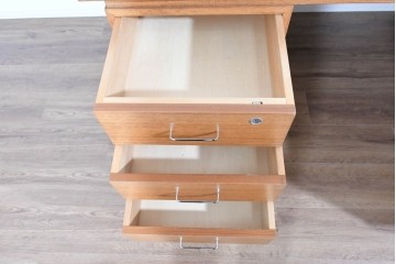 和製ヴィンテージ　天童木工　ナラ材　充実した収納で機能性バッチリのデスク　現行定価約52万円　(R-085816)