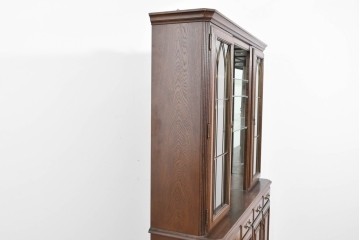 中古　美品　希少な廃番品　カリモク家具(karimoku)　domani(ドマーニ)　QUEENS LIFE(クイーンズライフ)　ミラーバックのキャビネット　現行推定定価約110万円　(R-085819)