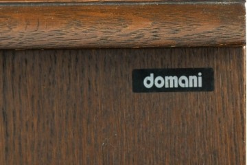 中古　美品　希少な廃番品　カリモク家具(karimoku)　domani(ドマーニ)　QUEENS LIFE(クイーンズライフ)　ミラーバックのキャビネット　現行推定定価約110万円　(R-085819)