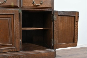 中古　美品　希少な廃番品　カリモク家具(karimoku)　domani(ドマーニ)　QUEENS LIFE(クイーンズライフ)　ミラーバックのキャビネット　現行推定定価約110万円　(R-085819)