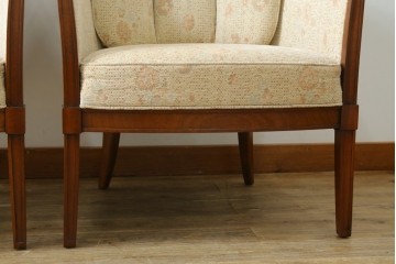 中古　DREXEL HERITAGE(ドレクセルヘリテイジ)　落ち着きのあるデザインが上品なラウンジチェア2脚セット　定価(2脚合計)約80万円　(R-085820)