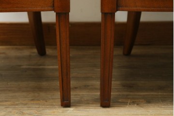 中古　DREXEL HERITAGE(ドレクセルヘリテイジ)　落ち着きのあるデザインが上品なラウンジチェア2脚セット　定価(2脚合計)約80万円　(R-085820)