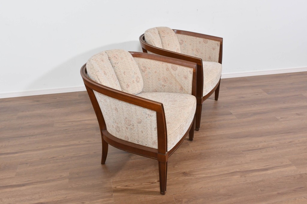 中古　DREXEL HERITAGE(ドレクセルヘリテイジ)　落ち着きのあるデザインが上品なラウンジチェア2脚セット　定価(2脚合計)約80万円　(R-085820)