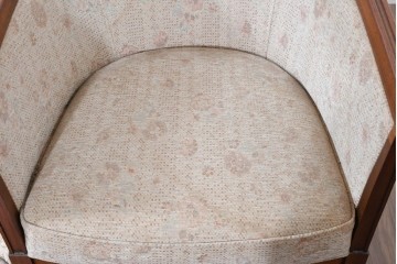 中古　DREXEL HERITAGE(ドレクセルヘリテイジ)　落ち着きのあるデザインが上品なラウンジチェア2脚セット　定価(2脚合計)約80万円　(R-085820)