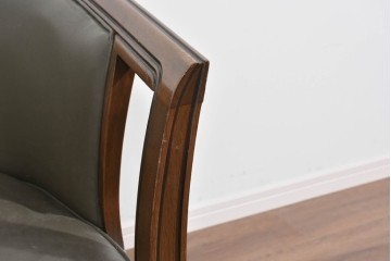 中古　maruni(マルニ木工)　地中海ロイヤルシリーズ　本革(レザー)　気品ある佇まいのラウンジチェア　定価約48万円　(R-085821)