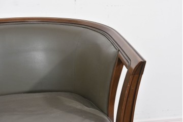 中古　maruni(マルニ木工)　地中海ロイヤルシリーズ　本革(レザー)　気品ある佇まいのラウンジチェア　定価約48万円　(R-085821)