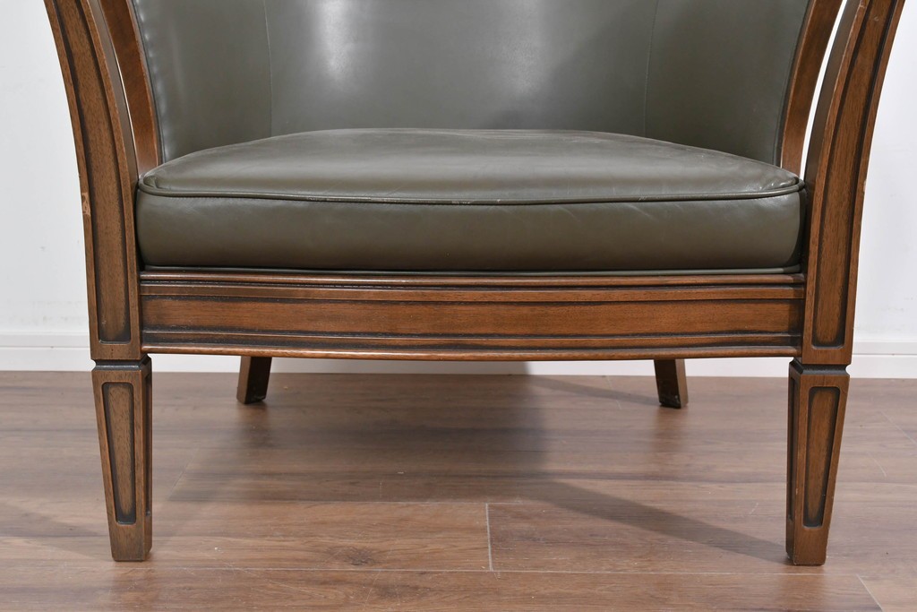 中古　maruni(マルニ木工)　地中海ロイヤルシリーズ　本革(レザー)　気品ある佇まいのラウンジチェア　定価約48万円　(R-085821)