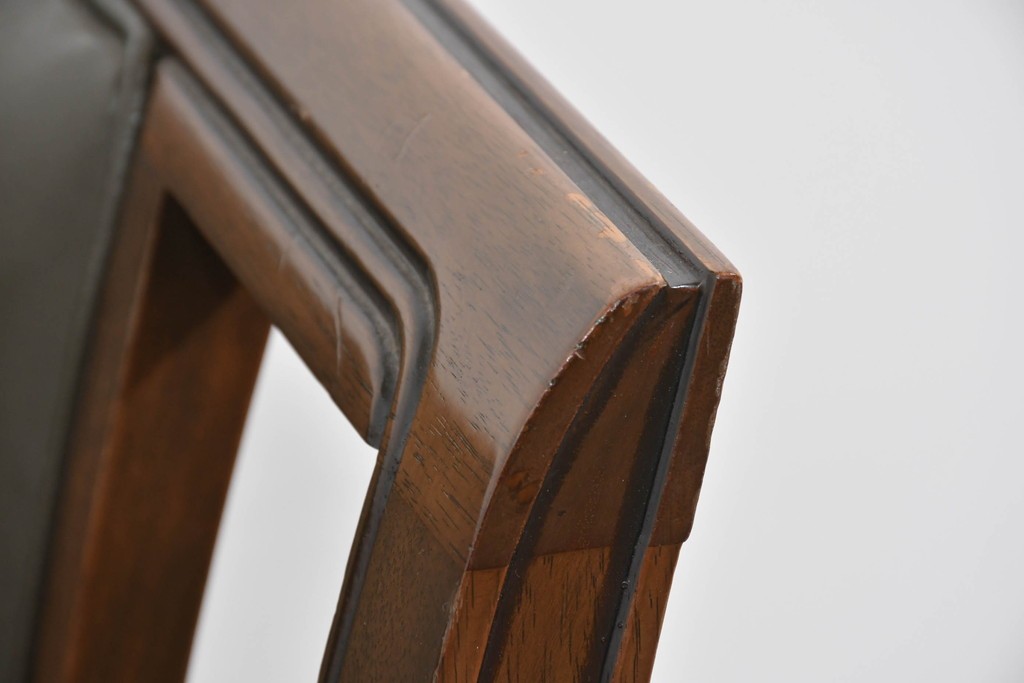 中古　maruni(マルニ木工)　地中海ロイヤルシリーズ　本革(レザー)　気品ある佇まいのラウンジチェア　定価約48万円　(R-085821)