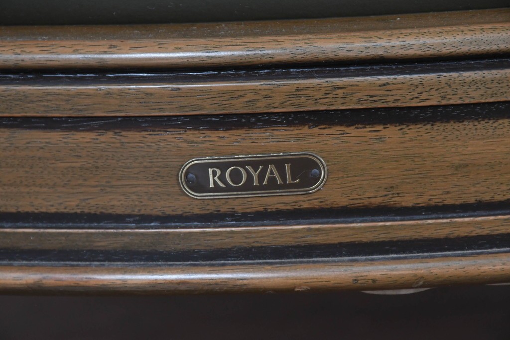 中古　maruni(マルニ木工)　地中海ロイヤルシリーズ　本革(レザー)　気品ある佇まいのラウンジチェア　定価約48万円　(R-085821)