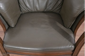 中古　maruni(マルニ木工)　地中海ロイヤルシリーズ　本革(レザー)　気品ある佇まいのラウンジチェア　定価約48万円　(R-085821)