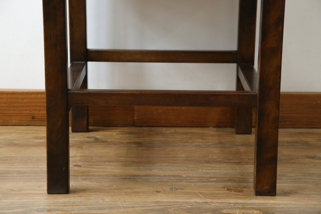 中古　美品　星野民芸(星野民藝)　独特の造形が目を引くアームレスチェア　(R-085822)