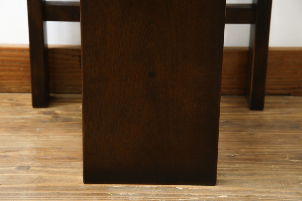 中古　美品　星野民芸(星野民藝)　丸抜き背板が印象的なダイニングチェア　(R-085823)