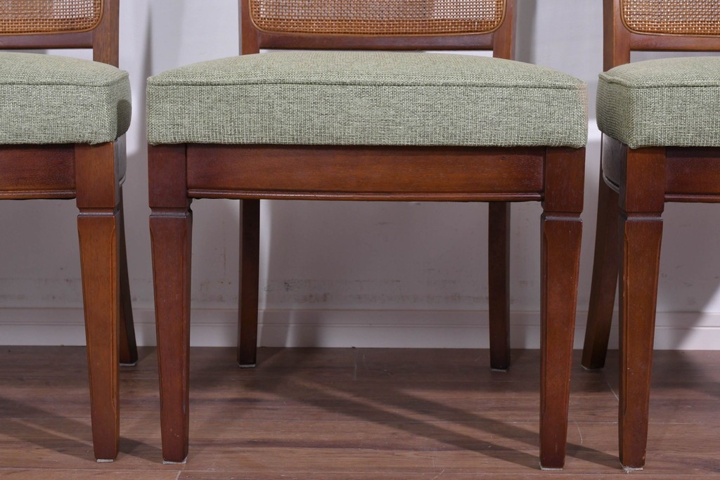 中古　超美品　maruni(マルニ木工)　地中海ロイヤルシリーズ　淡緑色の座面が上品なレティーロチェア4脚セット　定価(4脚合計)約32万円　(R-085827)