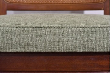 中古　超美品　maruni(マルニ木工)　地中海ロイヤルシリーズ　淡緑色の座面が上品なレティーロチェア4脚セット　定価(4脚合計)約32万円　(R-085827)