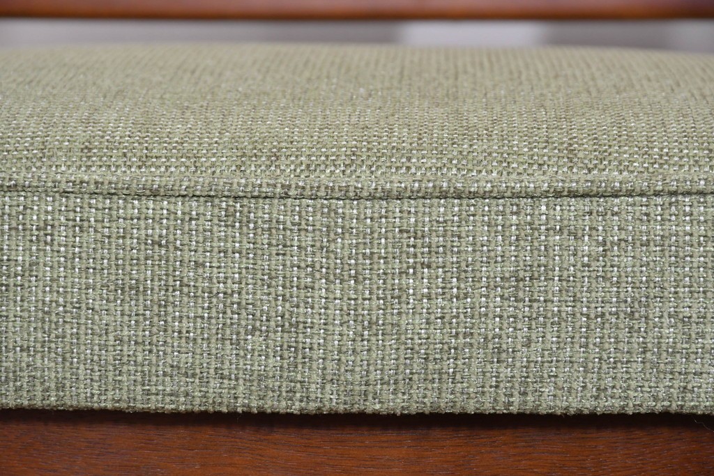 中古　超美品　maruni(マルニ木工)　地中海ロイヤルシリーズ　淡緑色の座面が上品なレティーロチェア4脚セット　定価(4脚合計)約32万円　(R-085827)